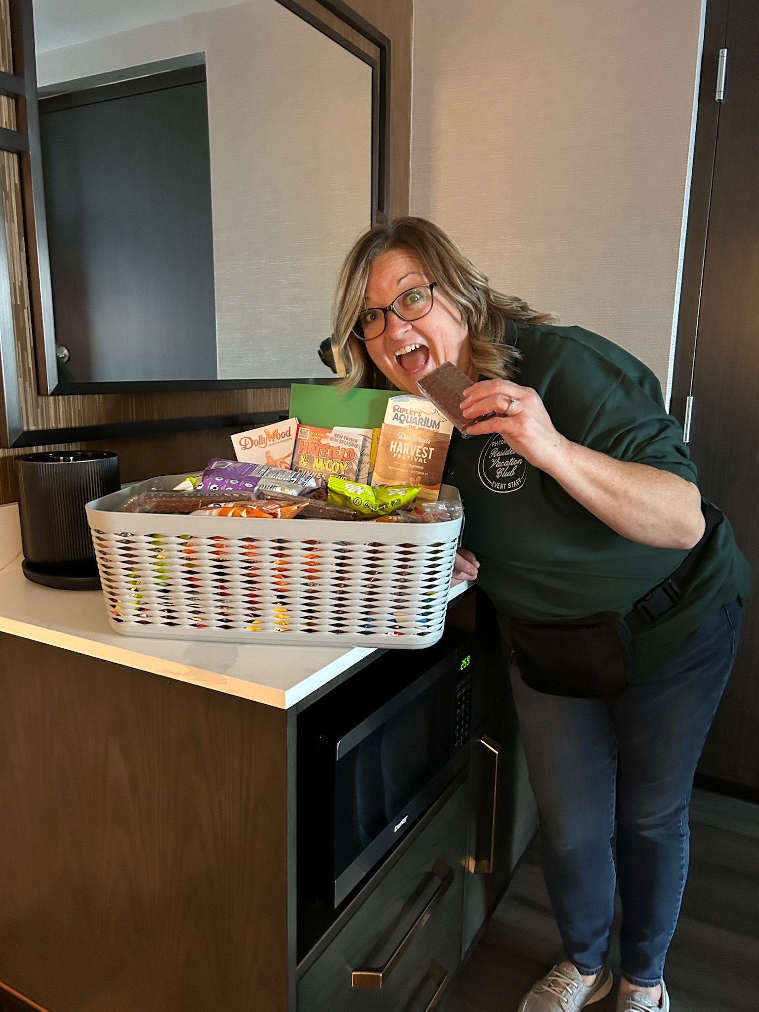 54624721-DC75-4DF3-974D-E5C5C9FCD083